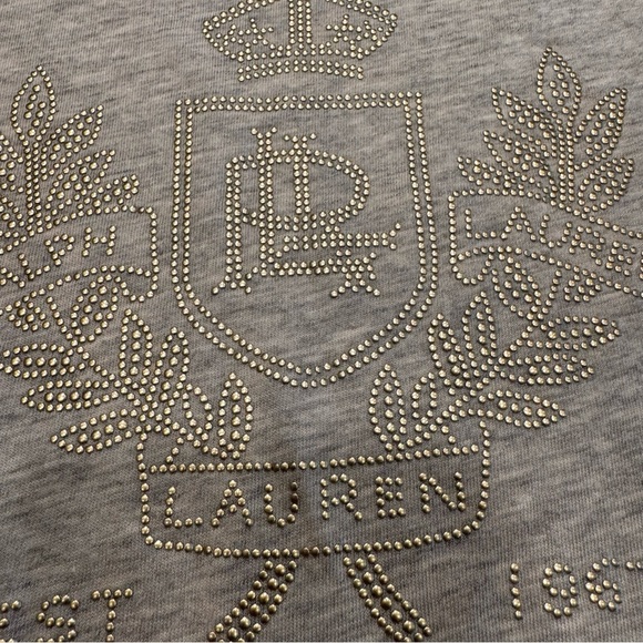 Ralph Lauren Women’s Gray Top / Tee Shirt W/ Silver Studded Logo Sz LP - Picture 1 of 11